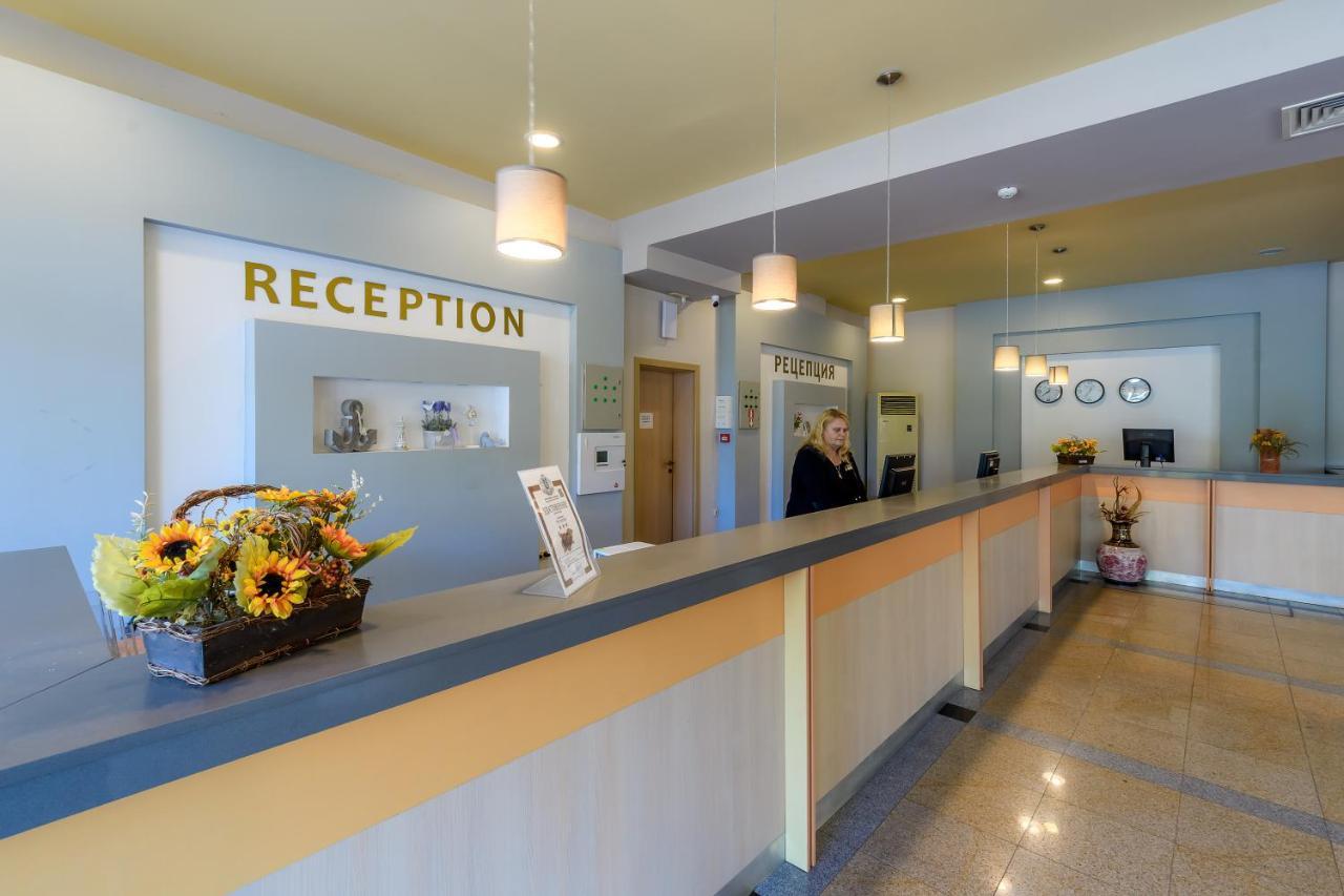 Midia Family Resort All-Inclusive 아헬로이 외부 사진